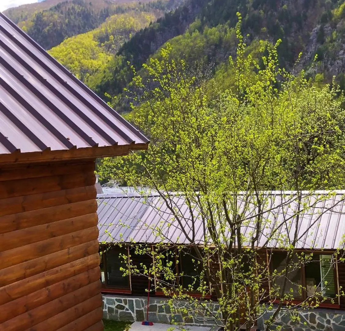 Bed & Breakfast Bed and Breakfast Bujtina Pllumi Theth Albánie