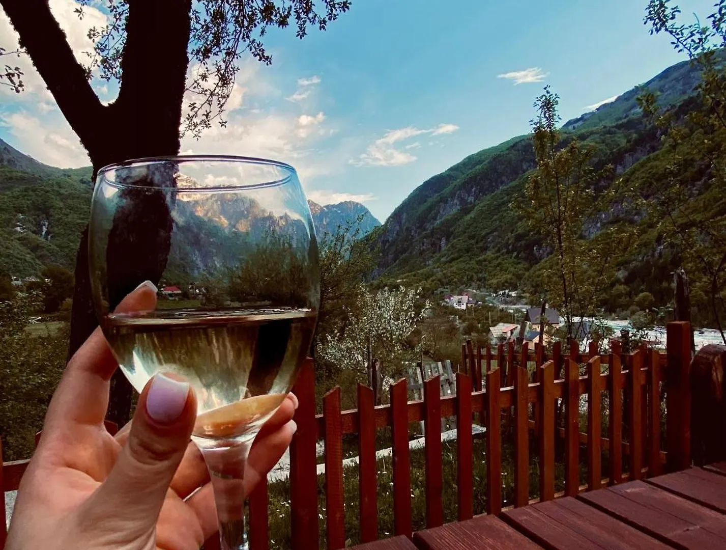 Bed and Breakfast Bujtina Pllumi Theth Bed & Breakfast